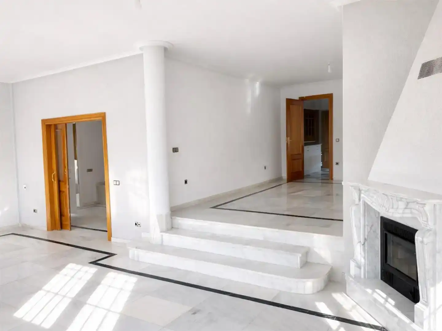 Flat for sale in Sariegos, León