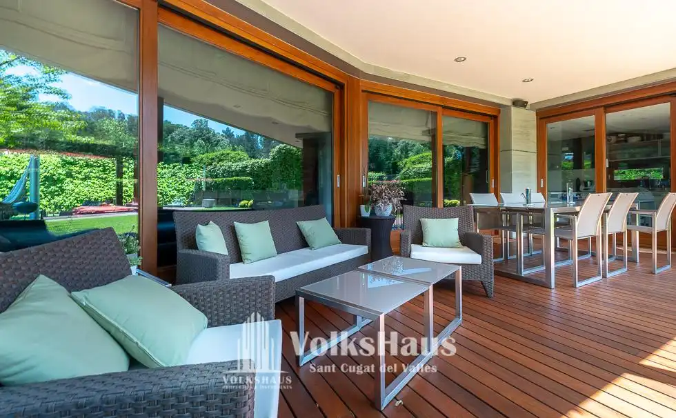 Terrasse von Haus oder Chalet zum Verkauf in Sant Cugat del Vallès mit Klimaanlage, Heizung und Privatgarten