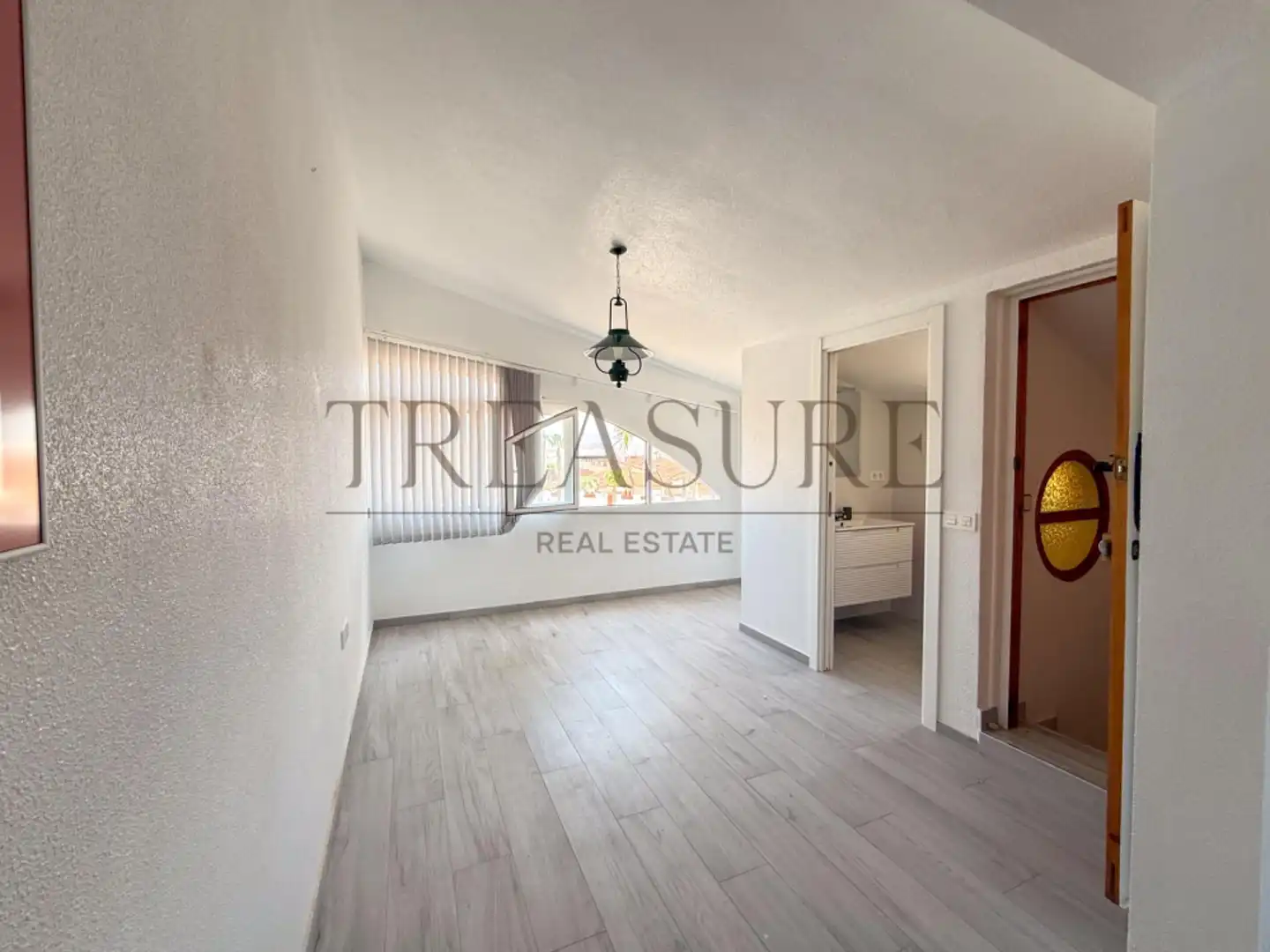 Habitación de Casa adosada en venta en Mazarrón con Aire acondicionado, Calefacción y Terraza