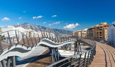 Vista exterior de Local en venta en Marbella con Aire acondicionado, Calefacción y Terraza