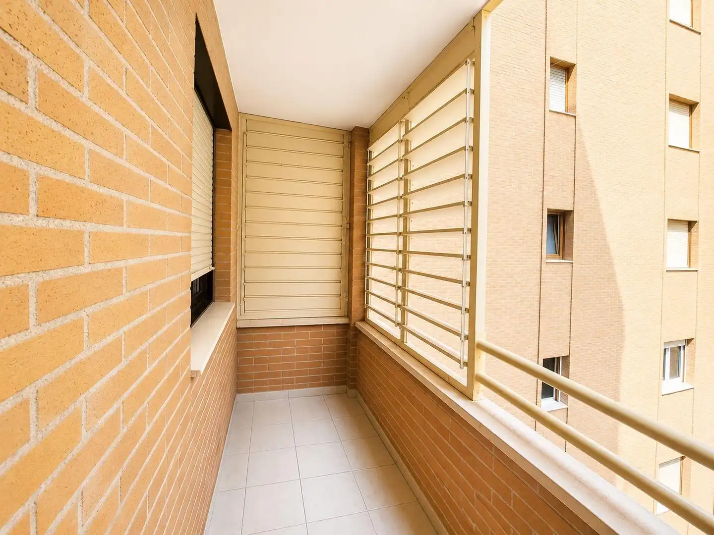 Terrassa de Pis en venda en Zaragoza amb Aire condicionat, Calefacció i Balcó