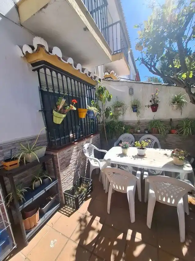 Terrace of Detached homes for sale in Algeciras