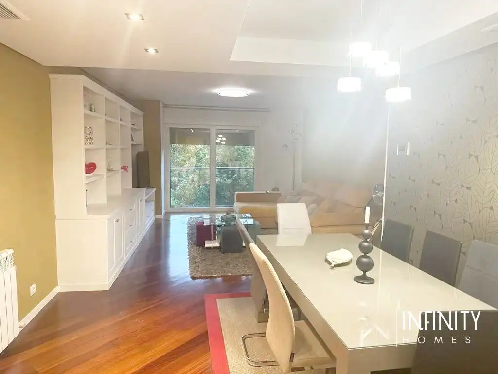 Sala de estar de Piso de alquiler en Bilbao  con Aire acondicionado, Calefacción y Trastero