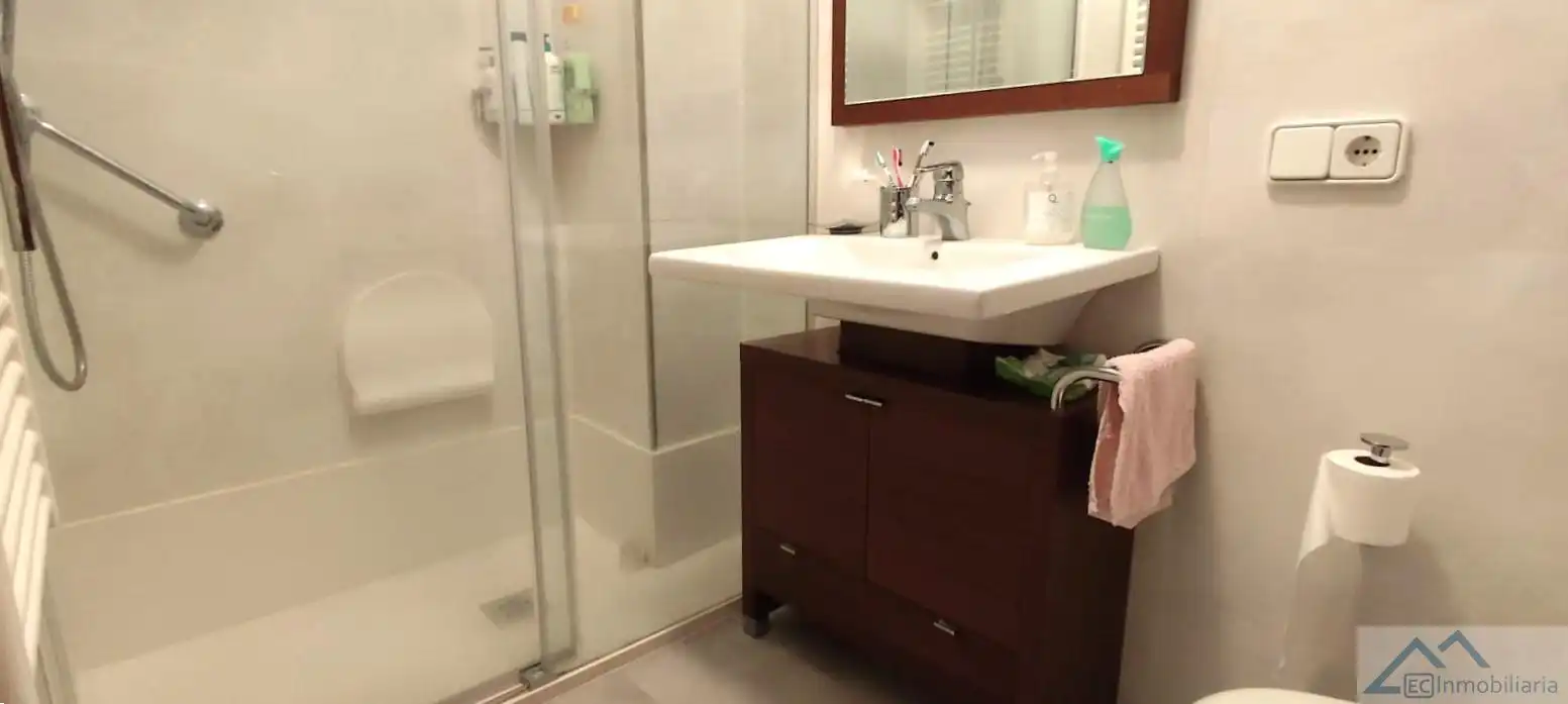 Bathroom of Flat for sale in Santander  with Parquet flooring