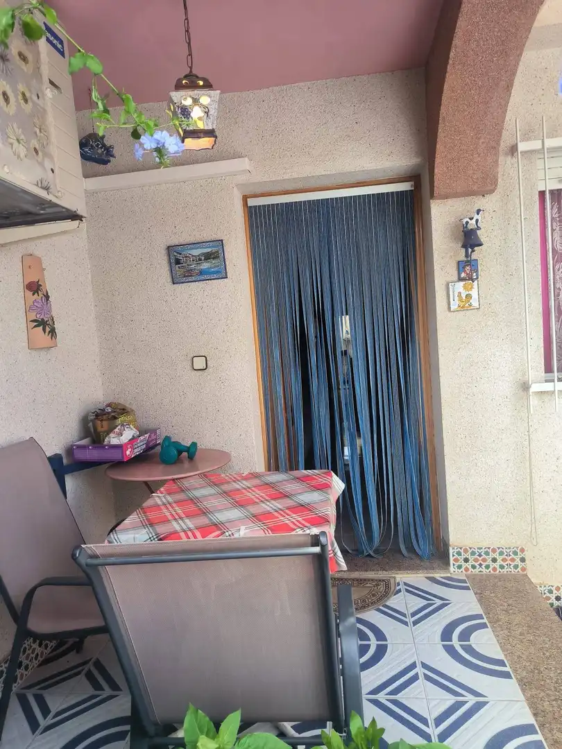 Dormitori de Casa o xalet en venda en Los Alcázares amb Aire condicionat, Terrassa i Moblat