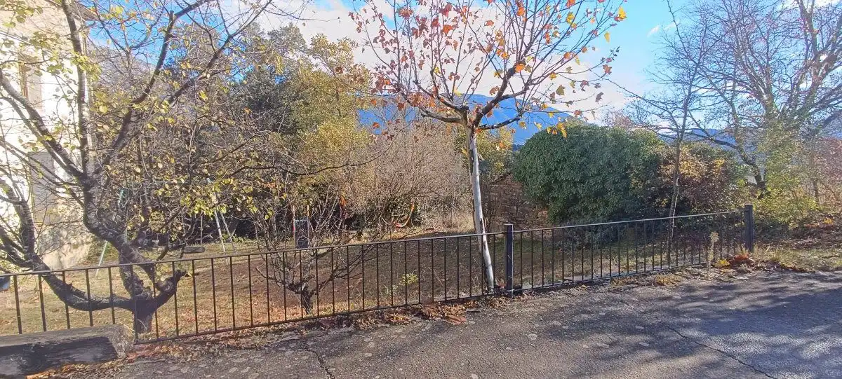 Finca rústica en venda en La Fueva