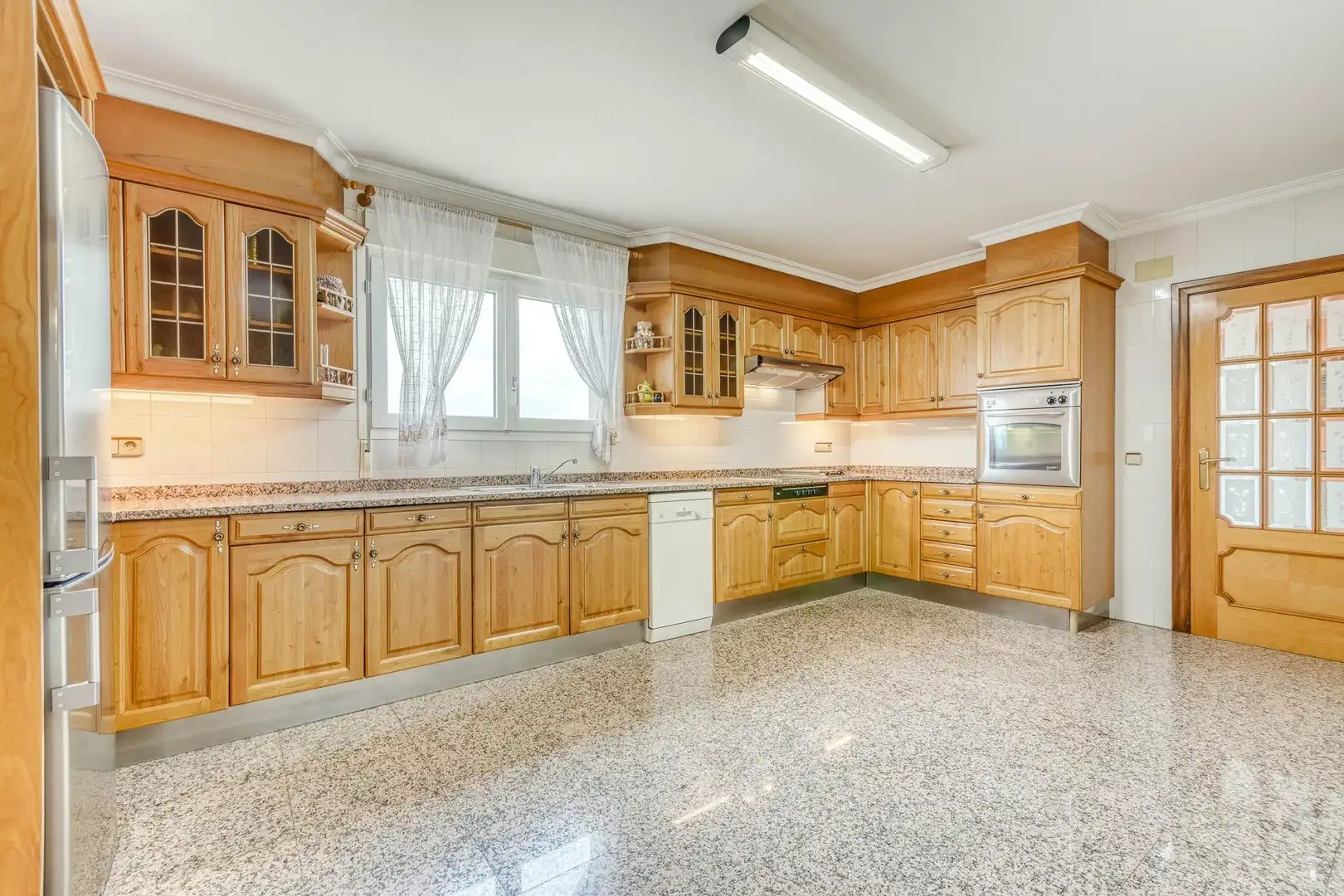 Cocina de Casa o chalet en venta en Figueres con Aire acondicionado, Jardín privado y Terraza