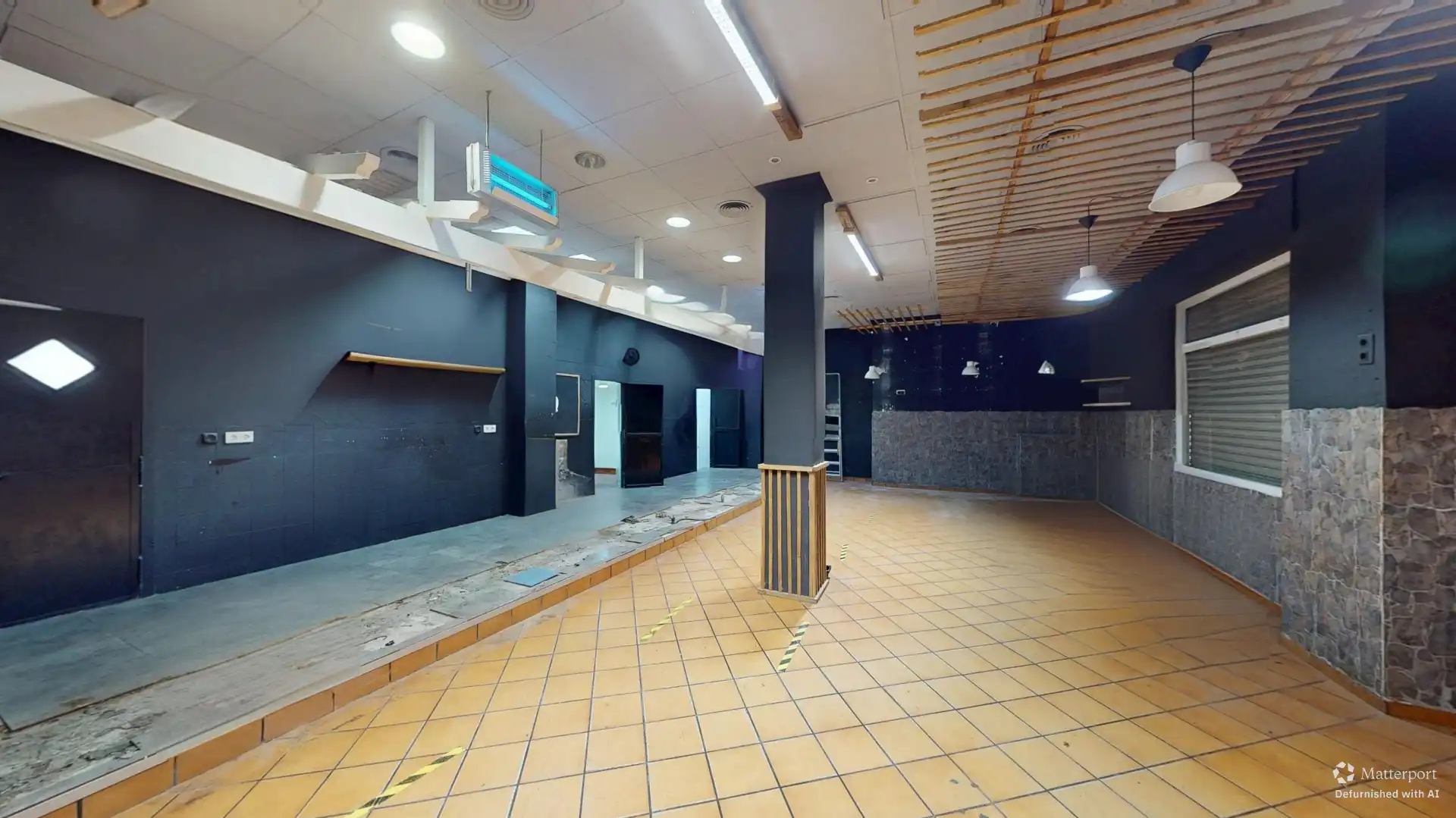 Business premises to rent in Calle Manuel de Falla, imagen 2