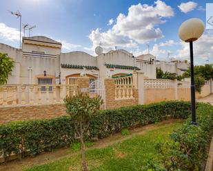 Garden of Single-family semi-detached for sale in Torrevieja  with Air Conditioner, Terrace and Swimming Pool