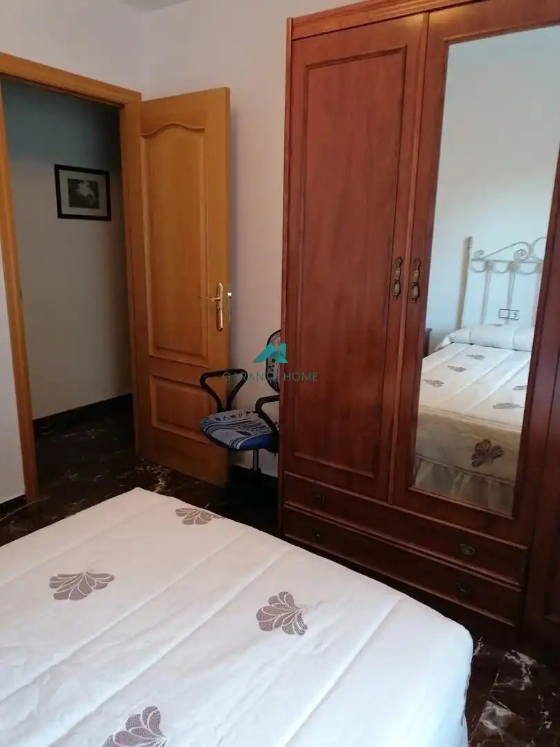 Bedroom of Flat for rent in Jaén  with Furnished and Balcony