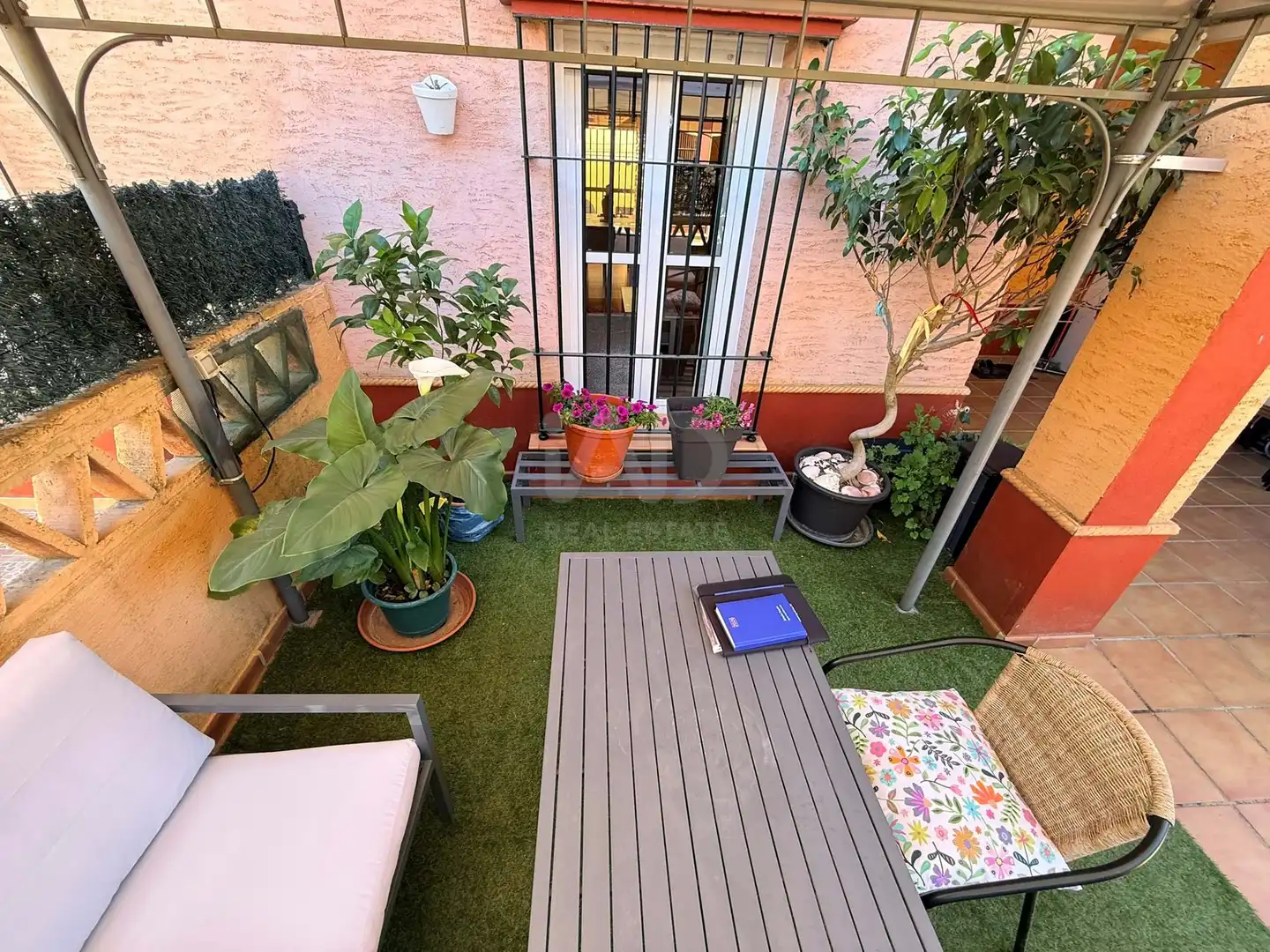 Terrassa de Casa adosada en venda en Lepe amb Calefacció, Terrassa i Piscina