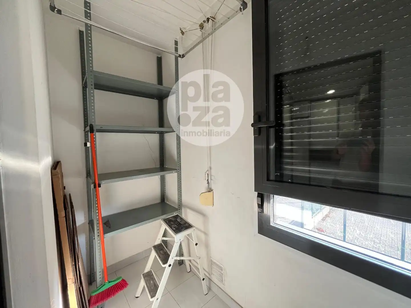 Wohnung zur Miete in Burgos mit Heizung, Terrasse und Möbliert