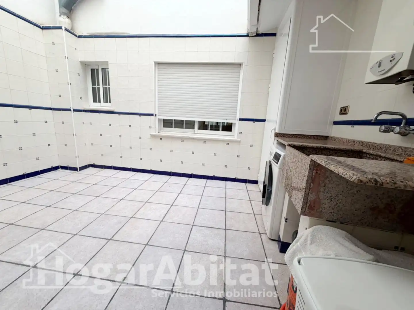 Kitchen of Flat for sale in Torrent  with Air Conditioner, Terrace and Furnished