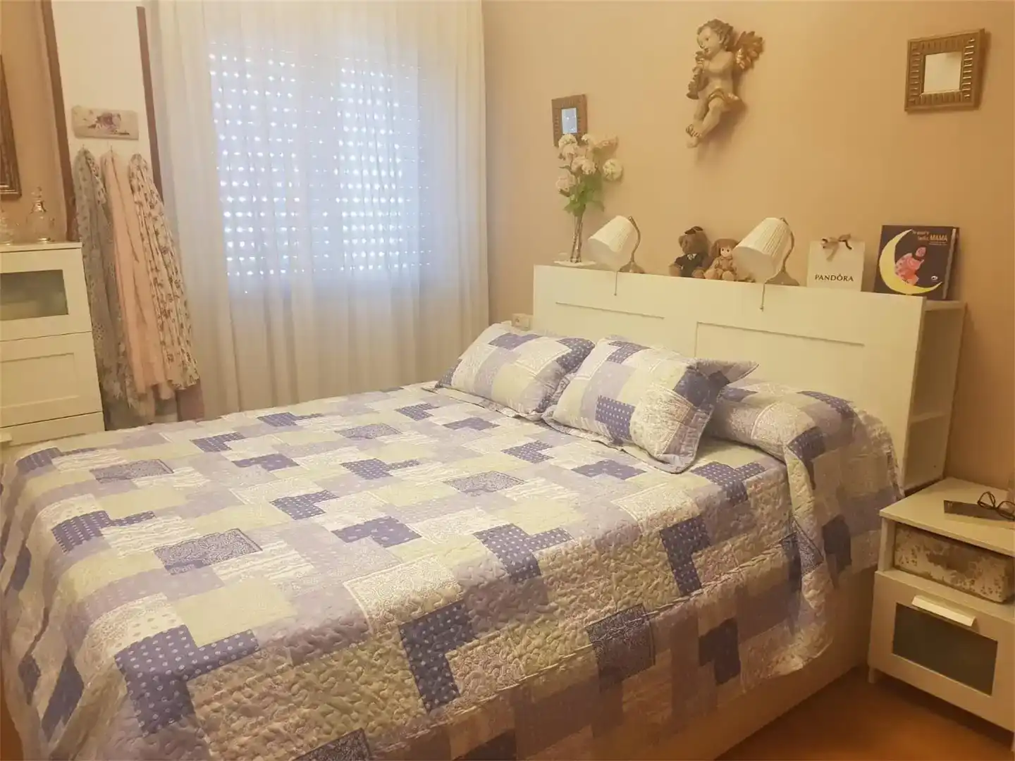 Habitación de Piso en venta en Trujillo con Aire acondicionado y Balcón
