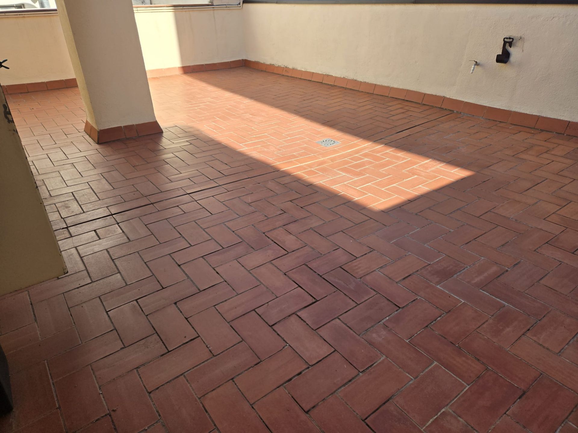 Terrace of Duplex for sale in L'Hospitalet de Llobregat  with Air Conditioner, Heating and Terrace