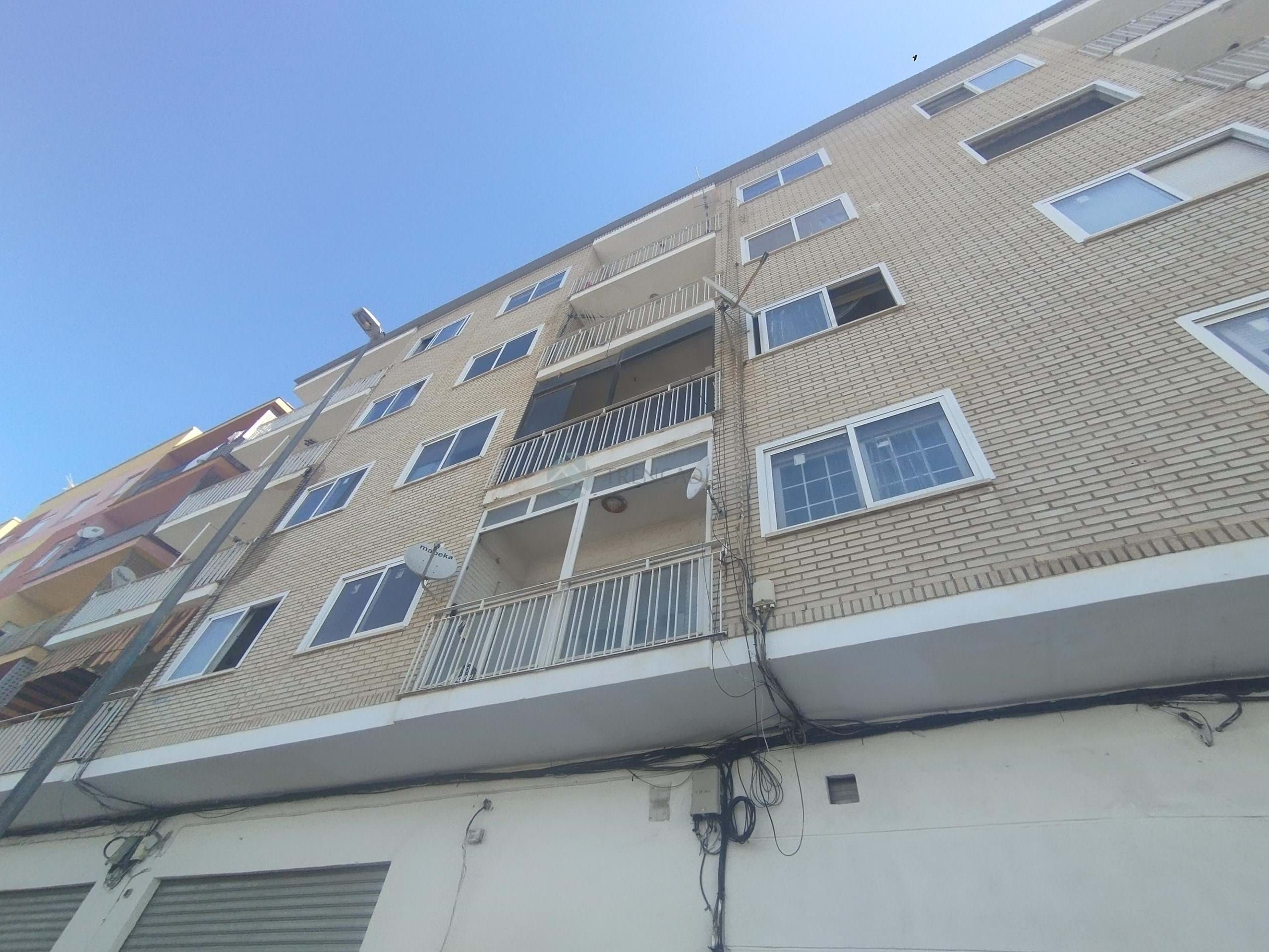 Pis en venda a De la Industria, Los Vientos- Casa Ros, Casco Urbano