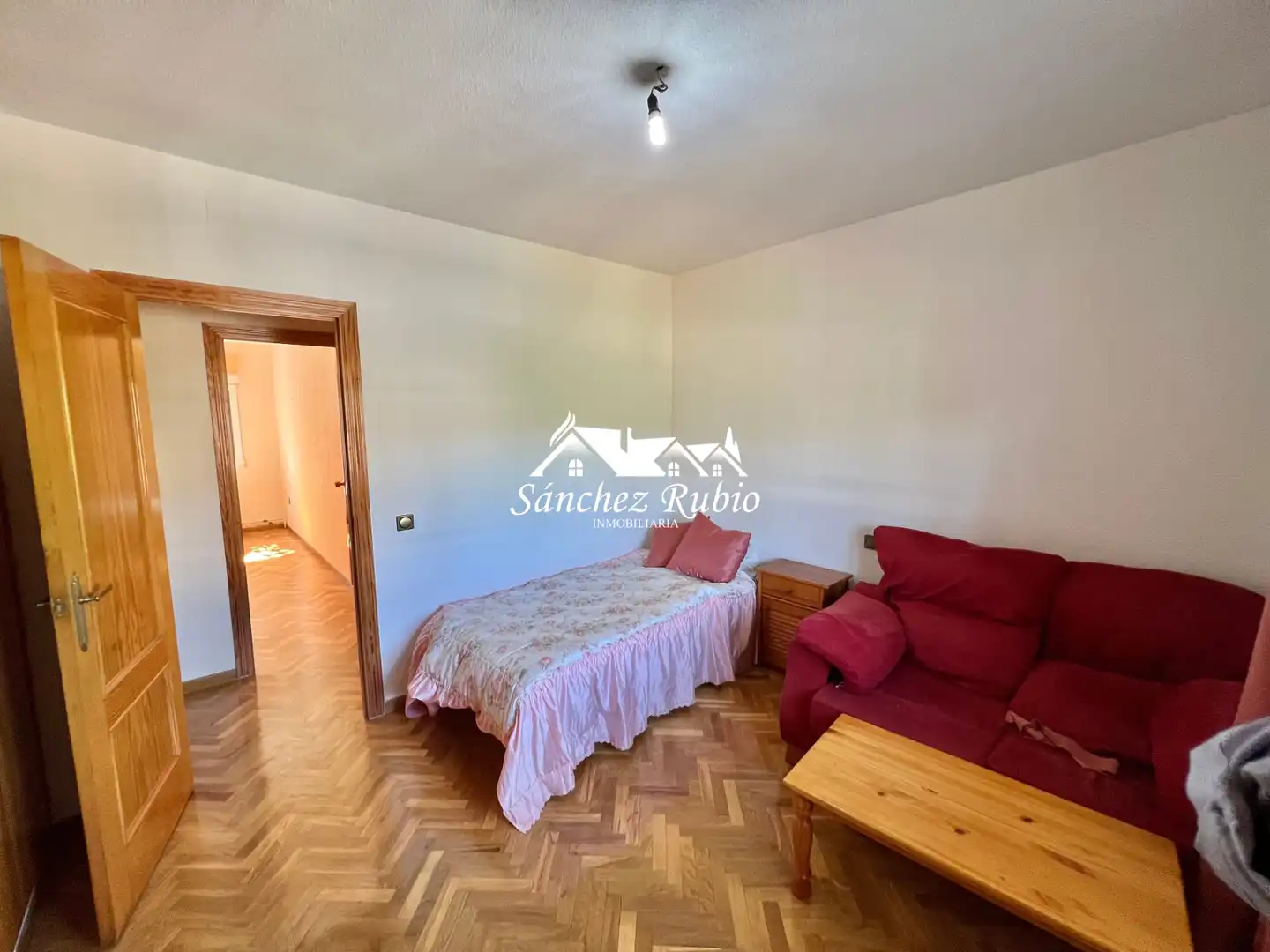 Bedroom of Houses for sale in Galapagar  with Heating, Private garden and Parquet flooring