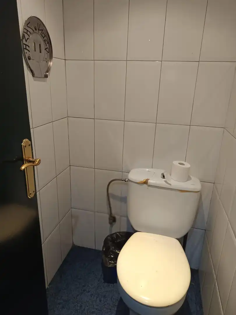 Baño de Local en venta en Güeñes