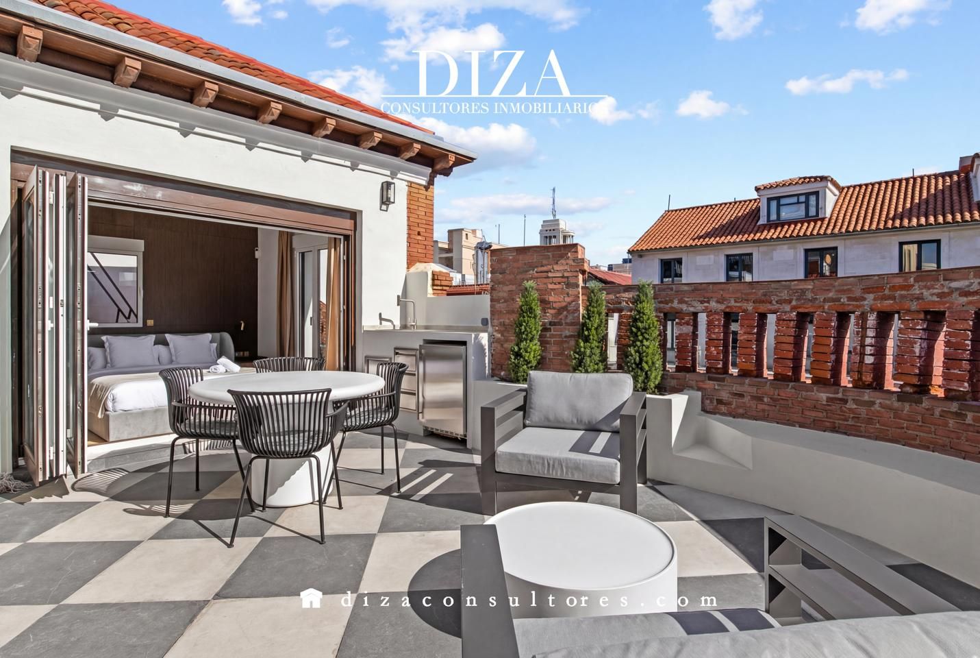 Terrassa de Àtic en venda en  Madrid Capital amb Aire condicionat, Terrassa i Moblat