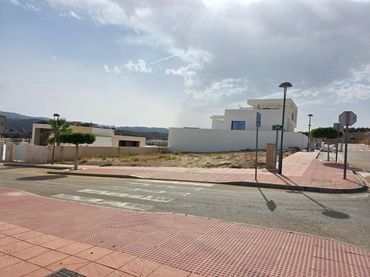 Terrenos y solares en venta en Jose Ortega Y Gasset