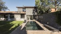 Vista exterior de Casa o xalet en venda en Corbera de Llobregat amb Aire condicionat, Calefacció i Jardí privat