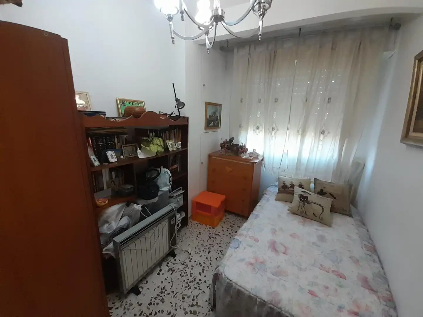 Dormitori de Apartament en venda en Totana amb Traster, Moblat i Balcó