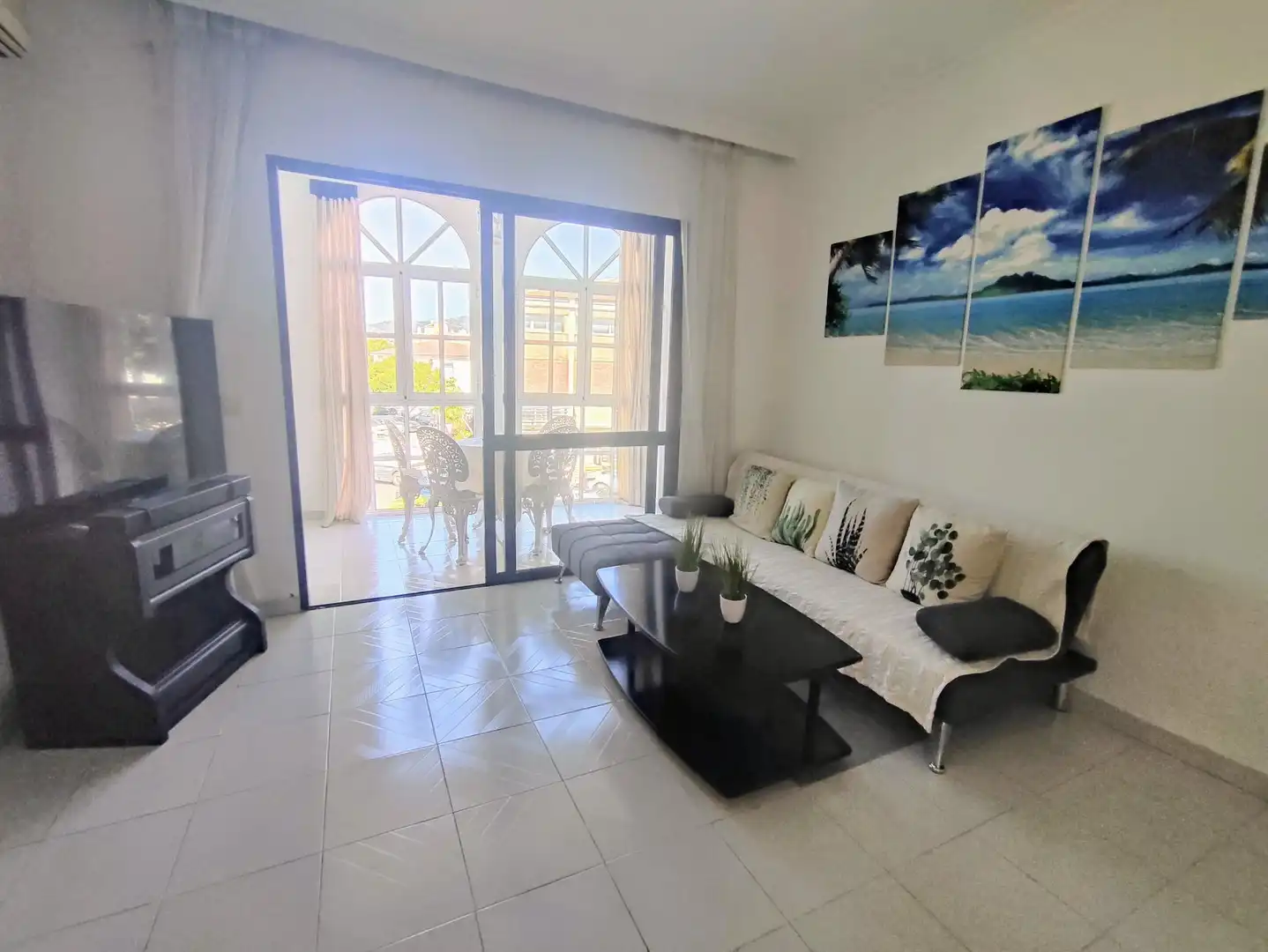 Living room of Flat for sale in Nerja  with Air Conditioner, Furnished and Balcony