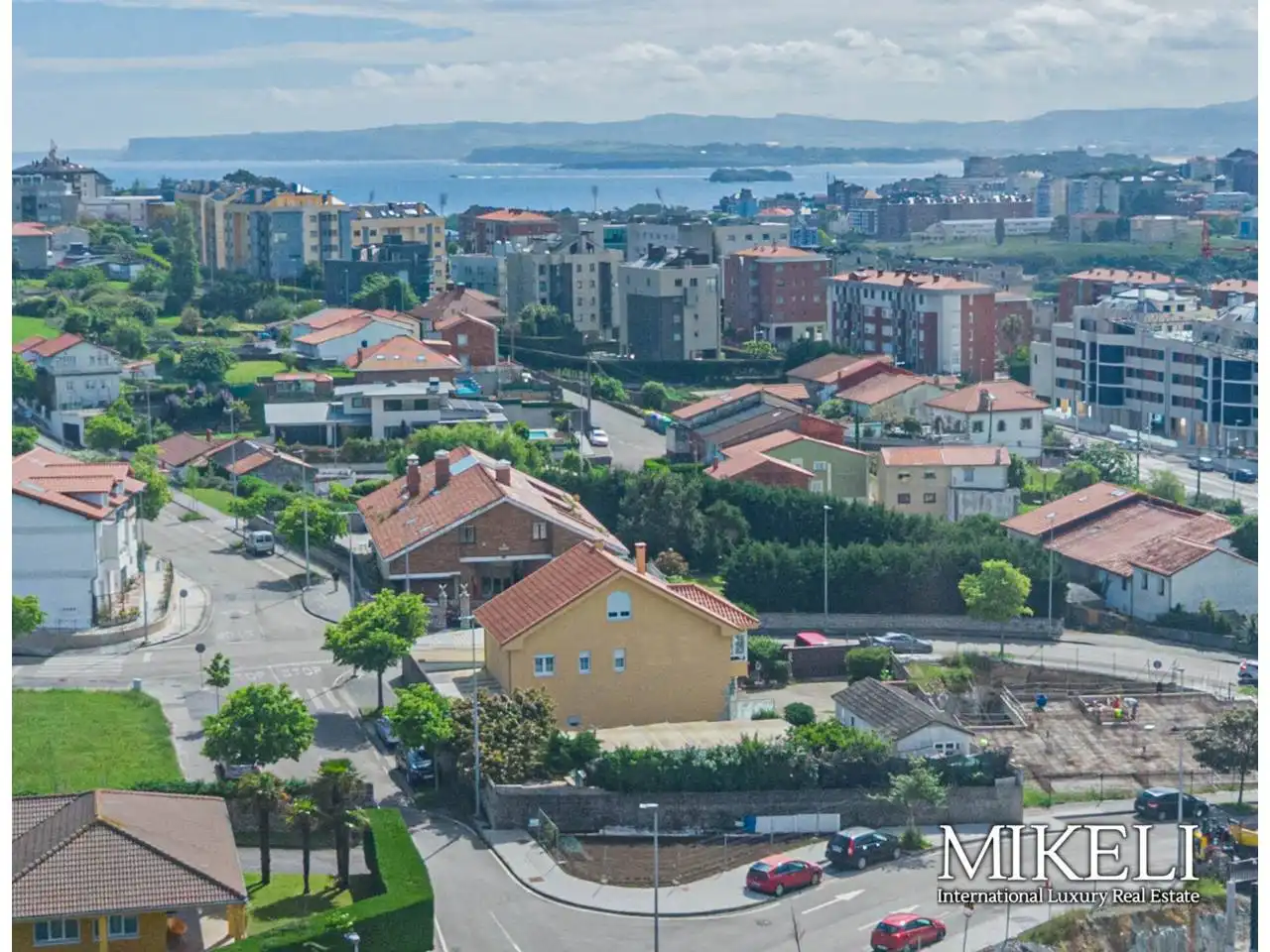 Vista exterior de Casa o chalet en venta en Santander con Calefacción, Jardín privado y Terraza