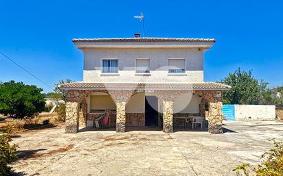 Vista exterior de Casa o xalet en venda en Valdetorres de Jarama amb Piscina