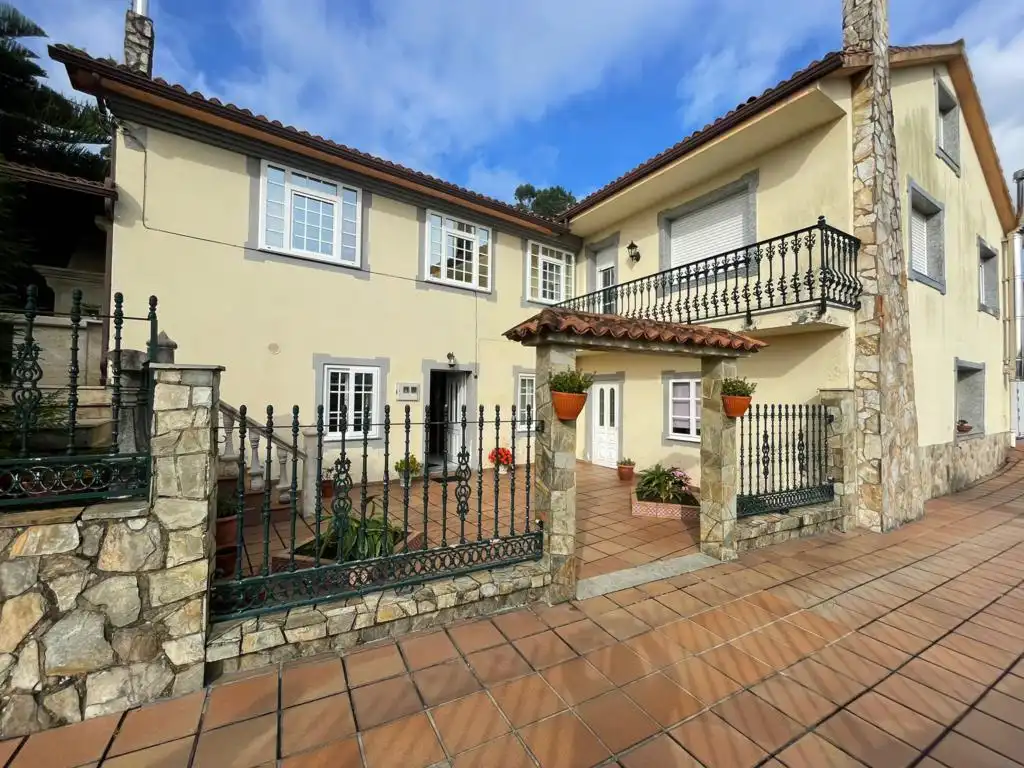 Casa con terraza en venta en Aldea Treites 11
