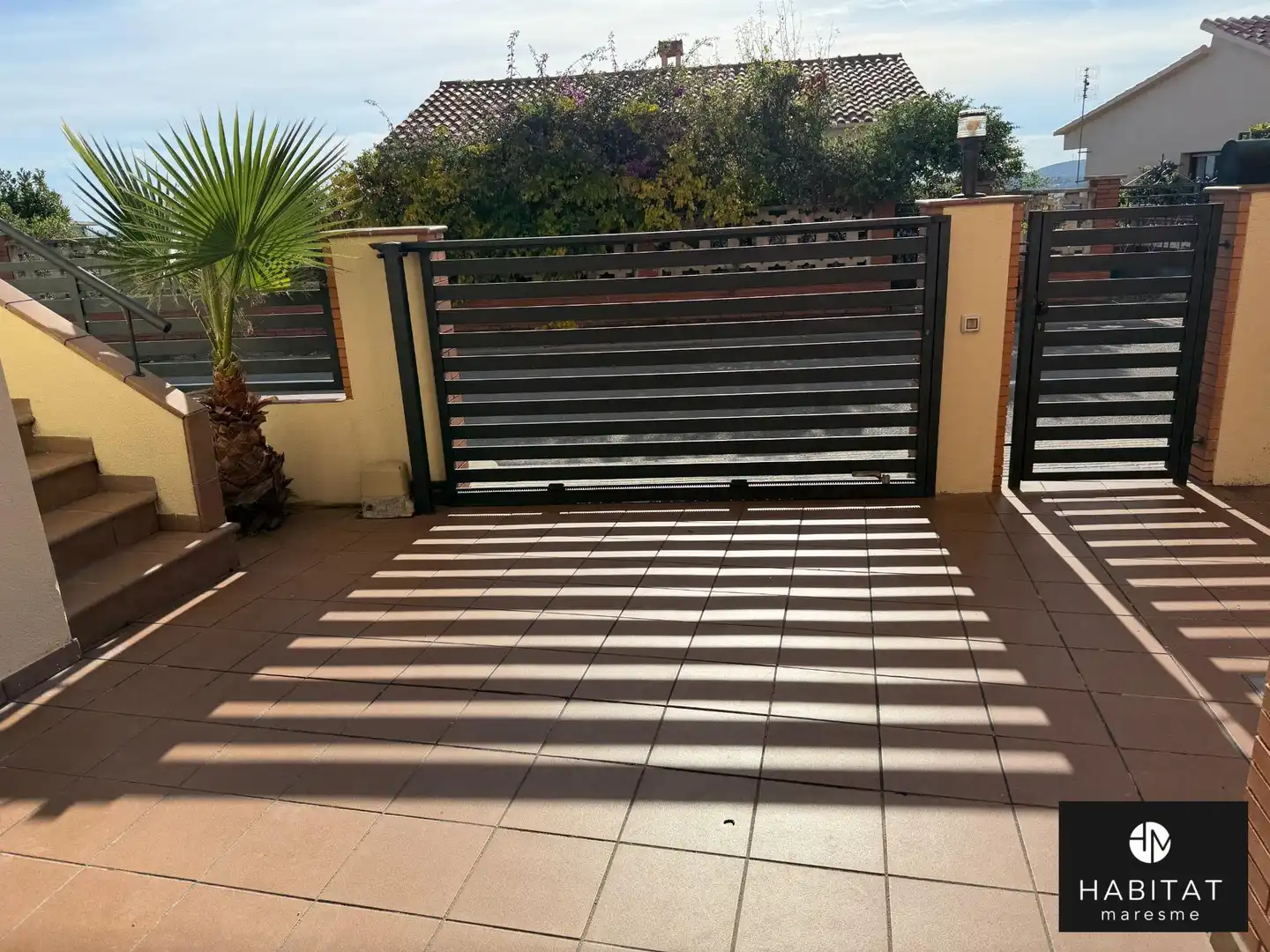 Terraza de Casa o chalet en venta en Pineda de Mar con Calefacción, Jardín privado y Piscina