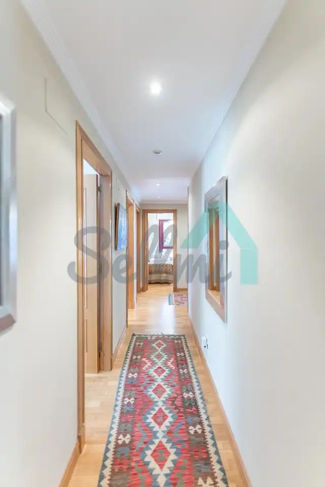 Piso en venta en Oviedo  con Calefacción, Parquet y Trastero