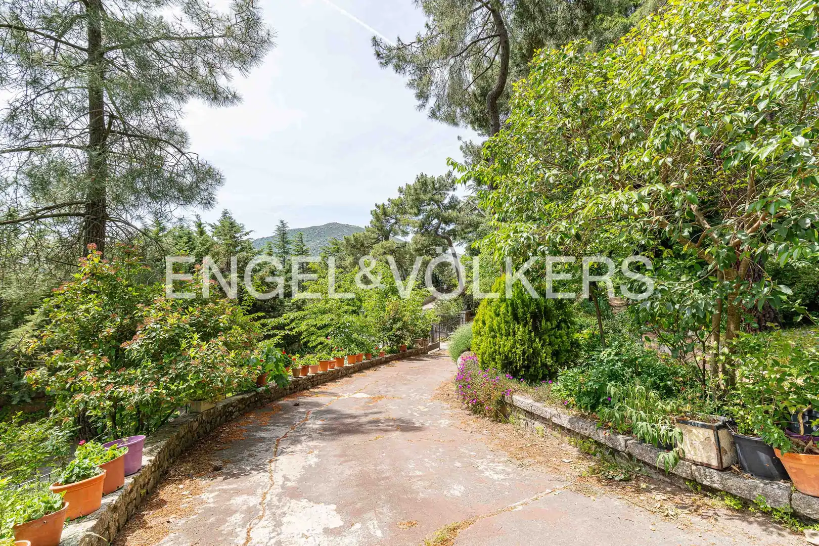 Houses for sale in San Lorenzo de El Escorial  with Heating, Private garden and Terrace