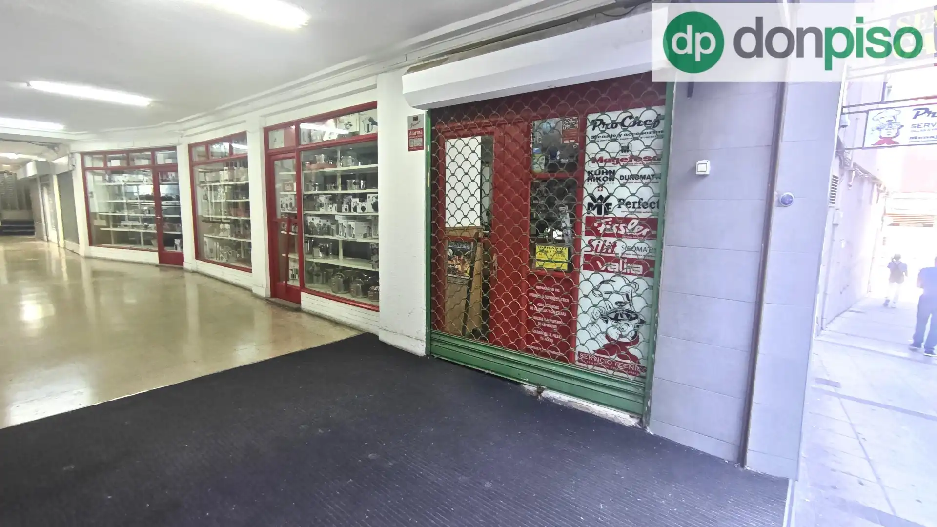 Locale commerciale in affitto a Calle Luis Hoyos Sainz 2, imagen 4
