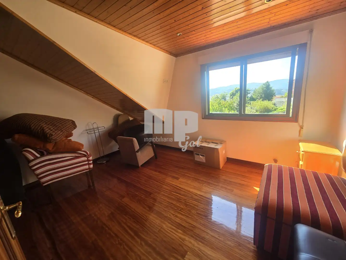 Sala de estar de Casa o chalet en venta en Vigo  con Calefacción, Jardín privado y Terraza