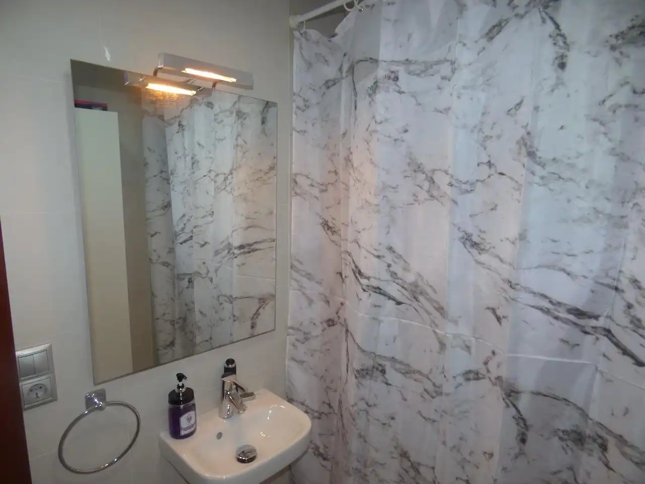 Badezimmer von Wohnung zum Verkauf in Malgrat de Mar mit Heizung, Privatgarten und Terrasse