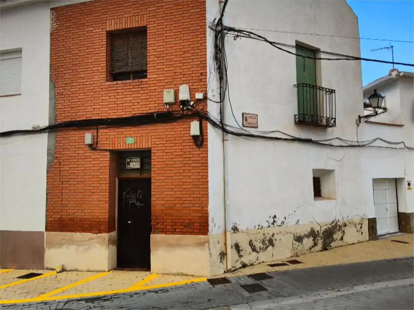 Vista exterior de Casa adosada en venda en Torres de la Alameda amb Balcó