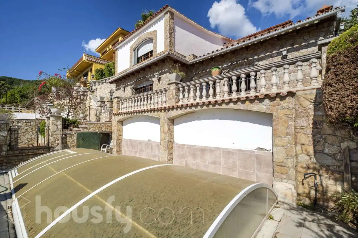 Detached house with pool for sale in Calle Bergueda ., imagen 26