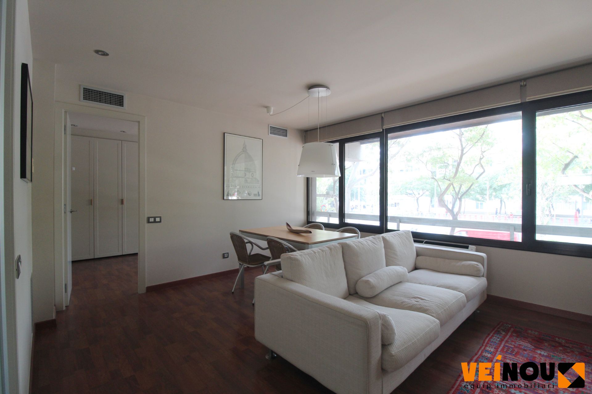 Sala d'estar de Pis en venda en  Barcelona Capital amb Aire condicionat, Parquet i Forn