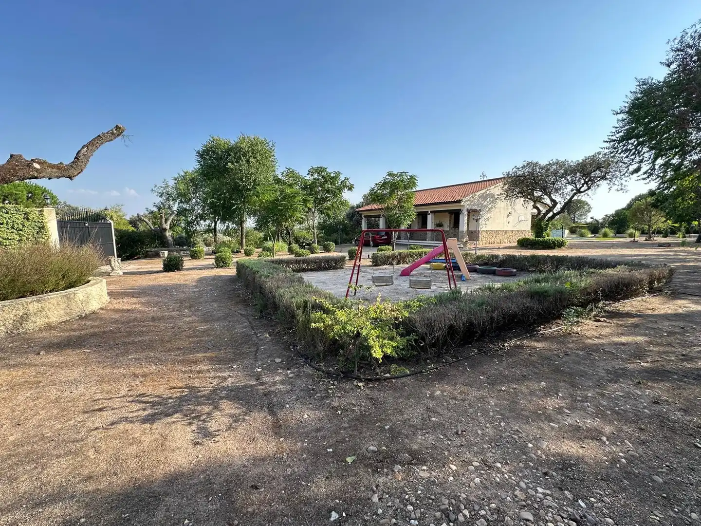 Villa mit Pool zum Verkauf in San Román de los Montes, imagen 4