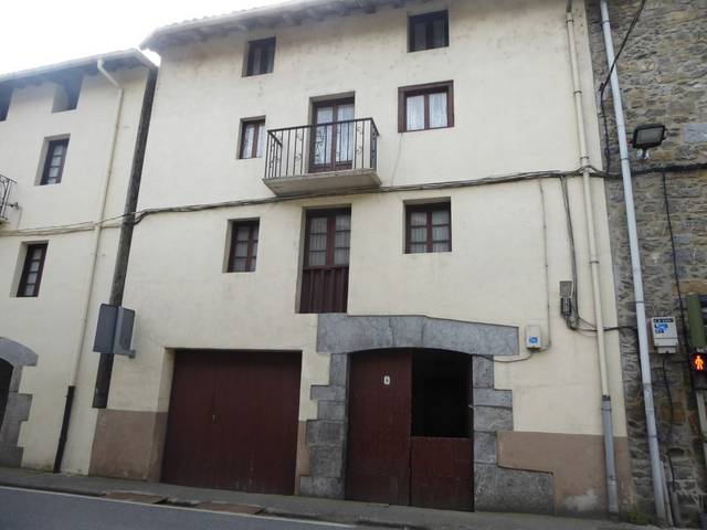 Casa-chalet en Venta en Kale Nagusia en Lizartza