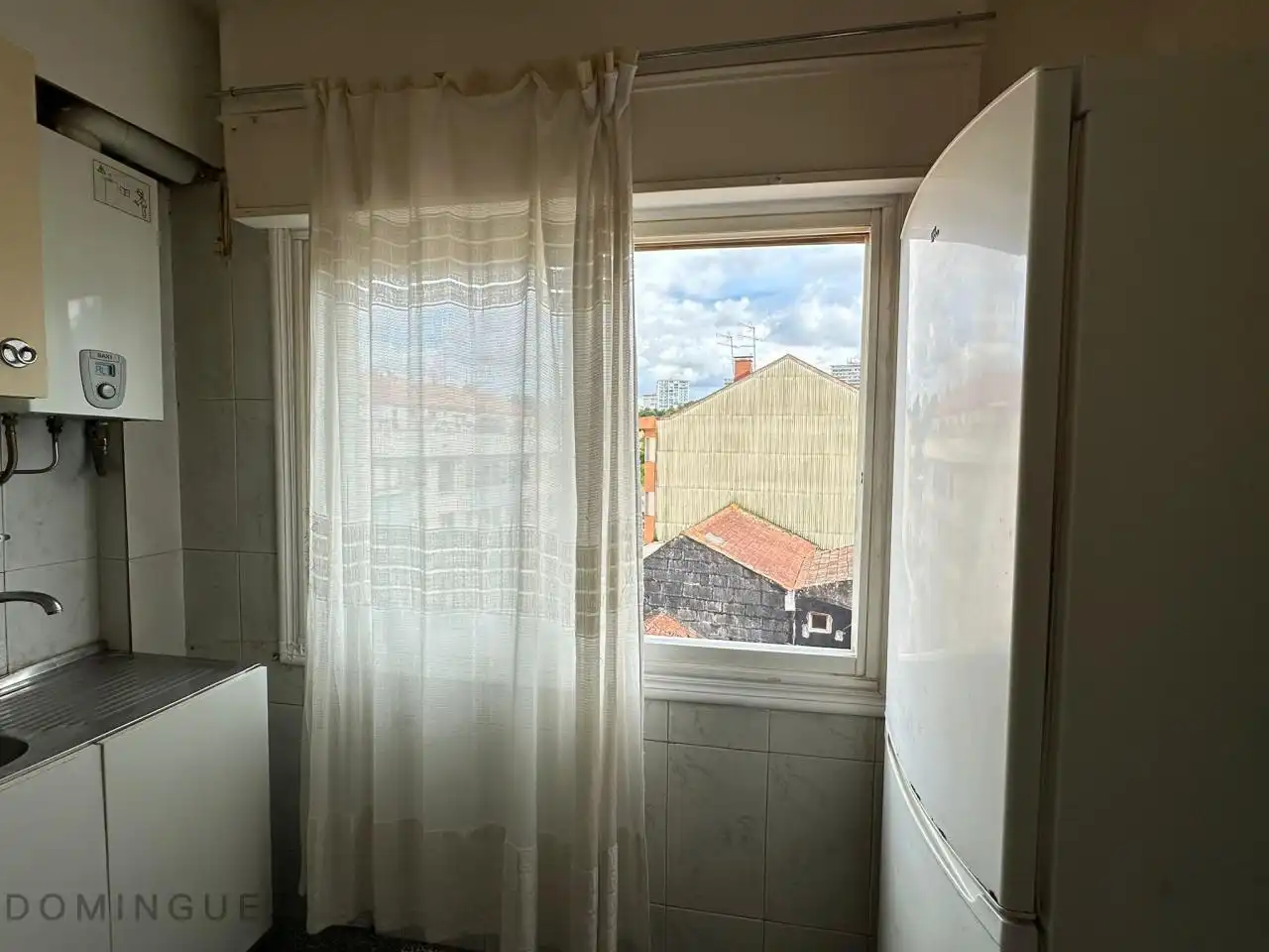 Baño de Piso en venta en Vigo  con Calefacción
