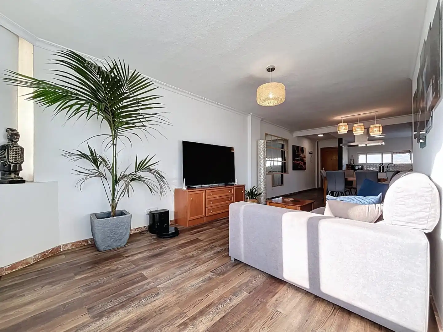 Living room of Flat for sale in L'Alfàs del Pi  with Air Conditioner, Heating and Terrace