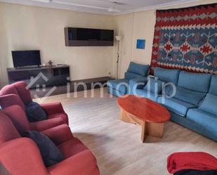 Living room of Flat to rent in Salamanca Capital  with Heating and Furnished