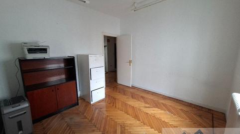 Foto 4 de Oficina en venda a Calderon de la Barca, Castilla - Hermida, Santander