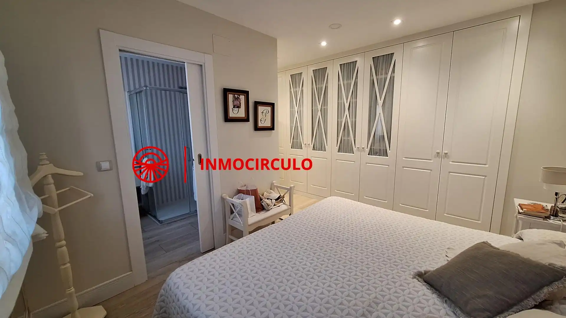 Villa con terrazza in vendita a Illera, imagen 10