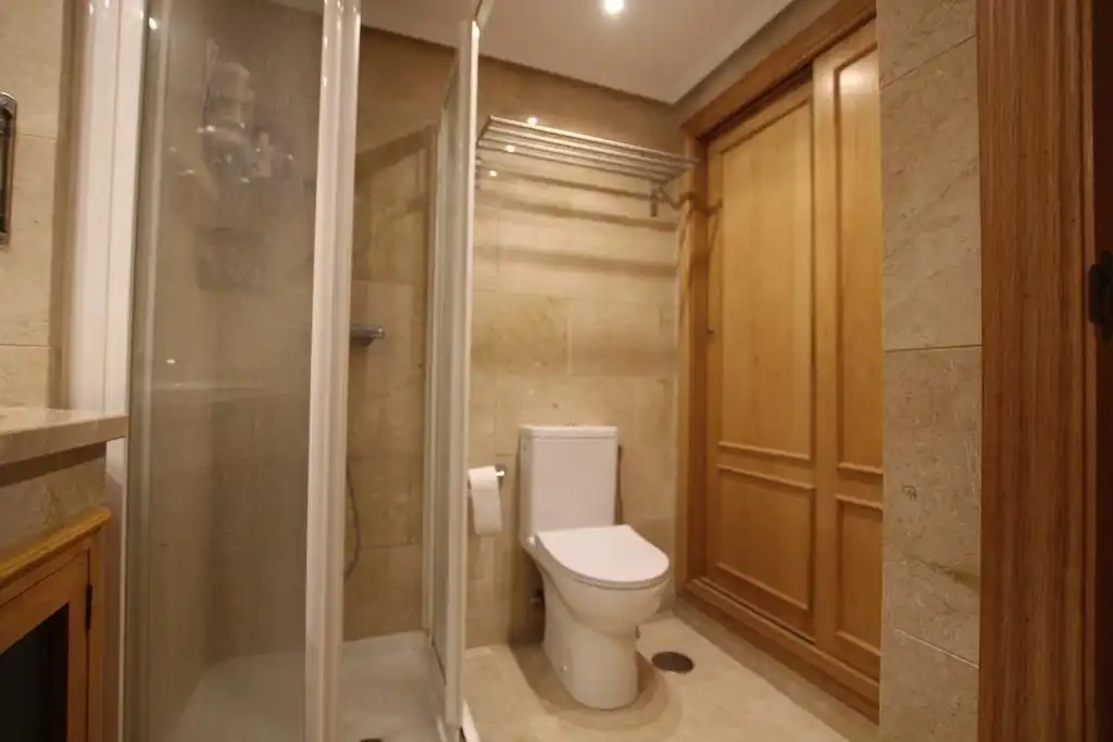 Baño de Apartamento en venta en Sanlúcar de Barrameda con Aire acondicionado, Jardín privado y Terraza