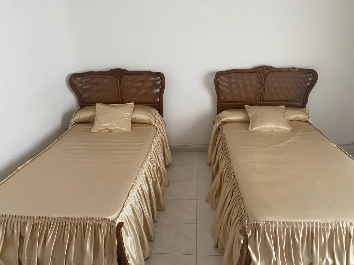 Habitación de Piso en venta en Huesca con Calefacción, Terraza y Trastero