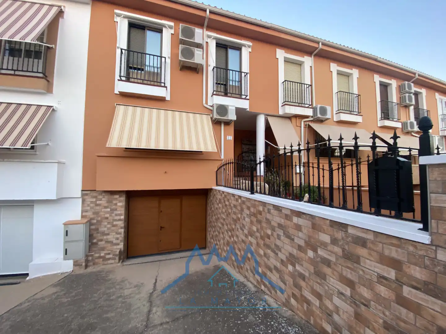 Terraced house with garden for sale in Calle San Marcos, imagen 4