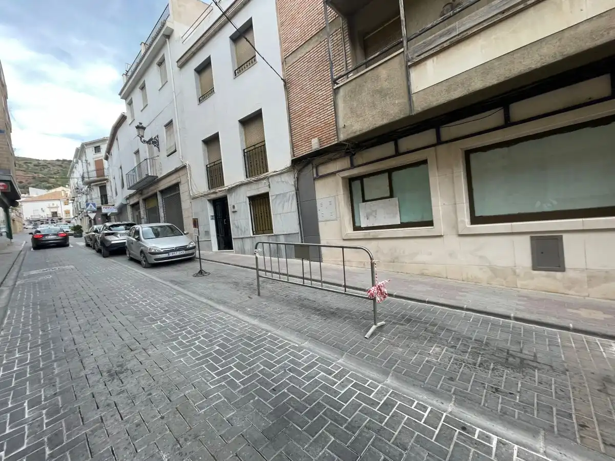 Exterior view of Commercial properties for sale in Huelma